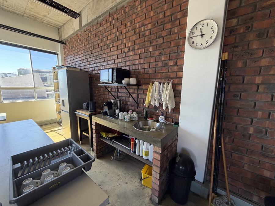 To Let Commercial Property for Rent in Salt River Western Cape
